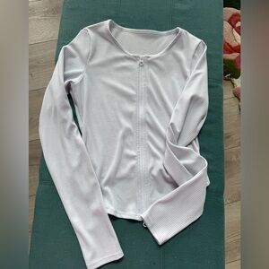 White Alo ribbed zip front top size medium
